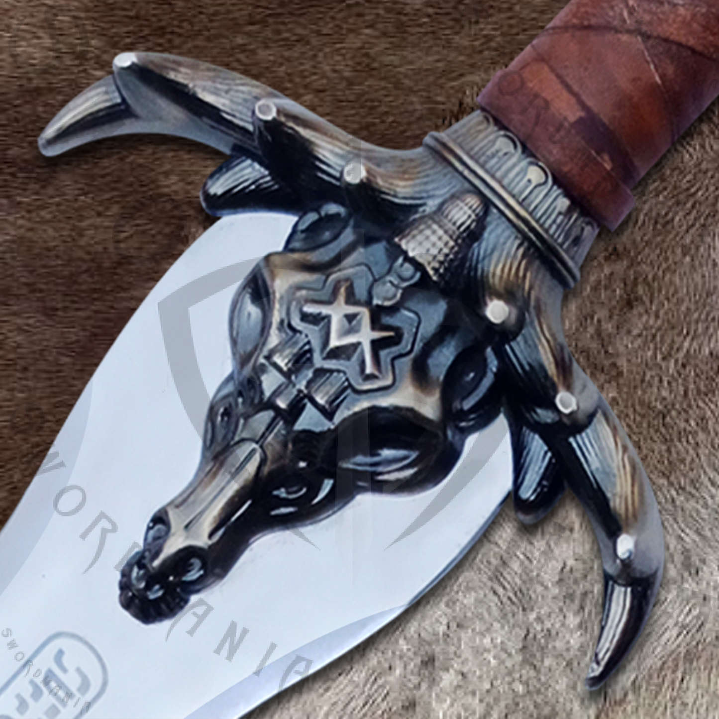 Conan The Barbarian Father Broken Sword of Conan with Wall Plaque and Scabbard