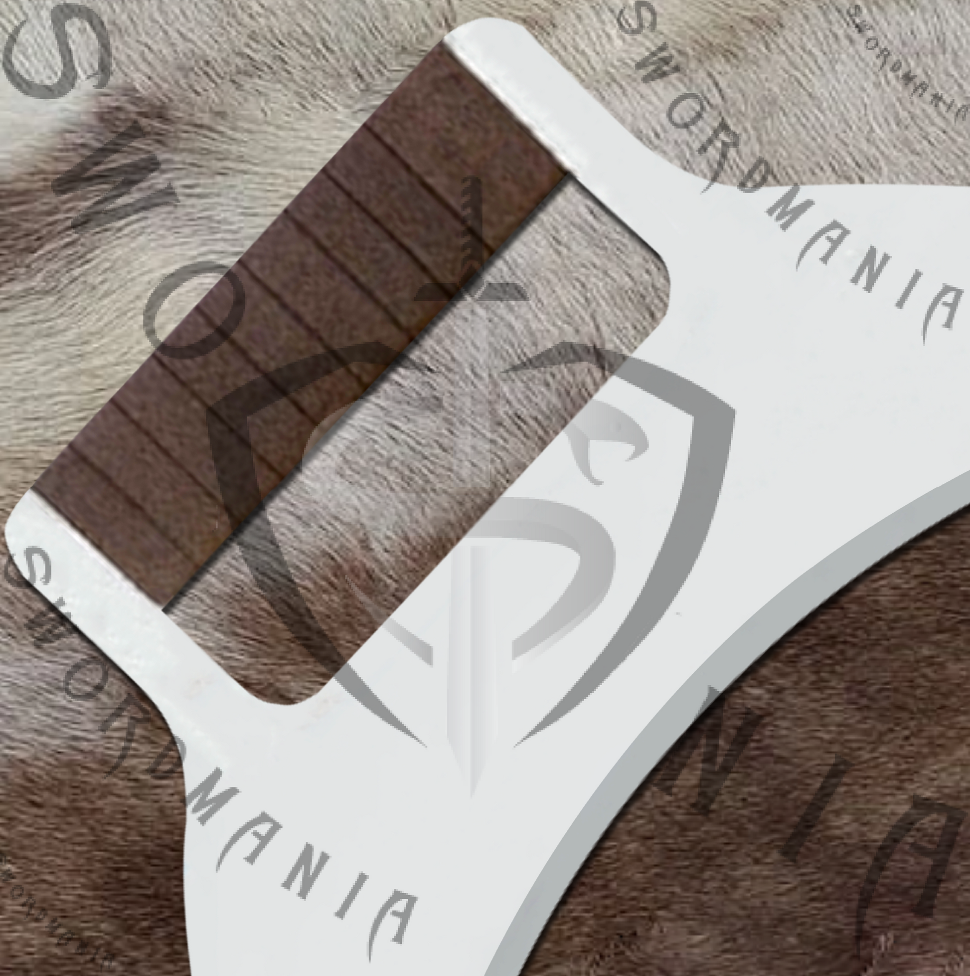 The knife's handle is also forged full tang, making the entire knife a one piece knife. The handle has leather wrapping on it, offering better grip and practicality while using.