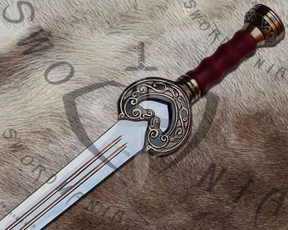 The hilt additionally has Rohan inscriptions on it to adore the high polish blade that pays homage to Rohan and its owner Theoden The King of Rohan. 