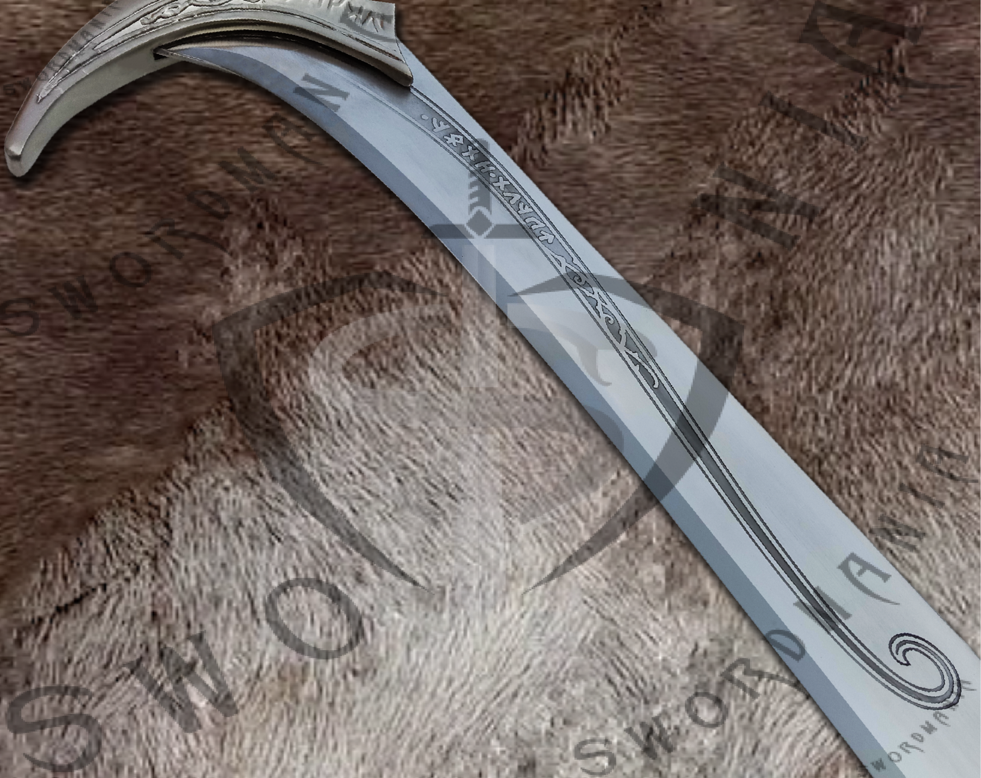 the blade is made by skilled artisans, orcrist sword is an enchanting blend of Elven craftsmanship and their brave leadership. Its forged blade features mirror polish and signature elvish runes which continue in the hilt as well.